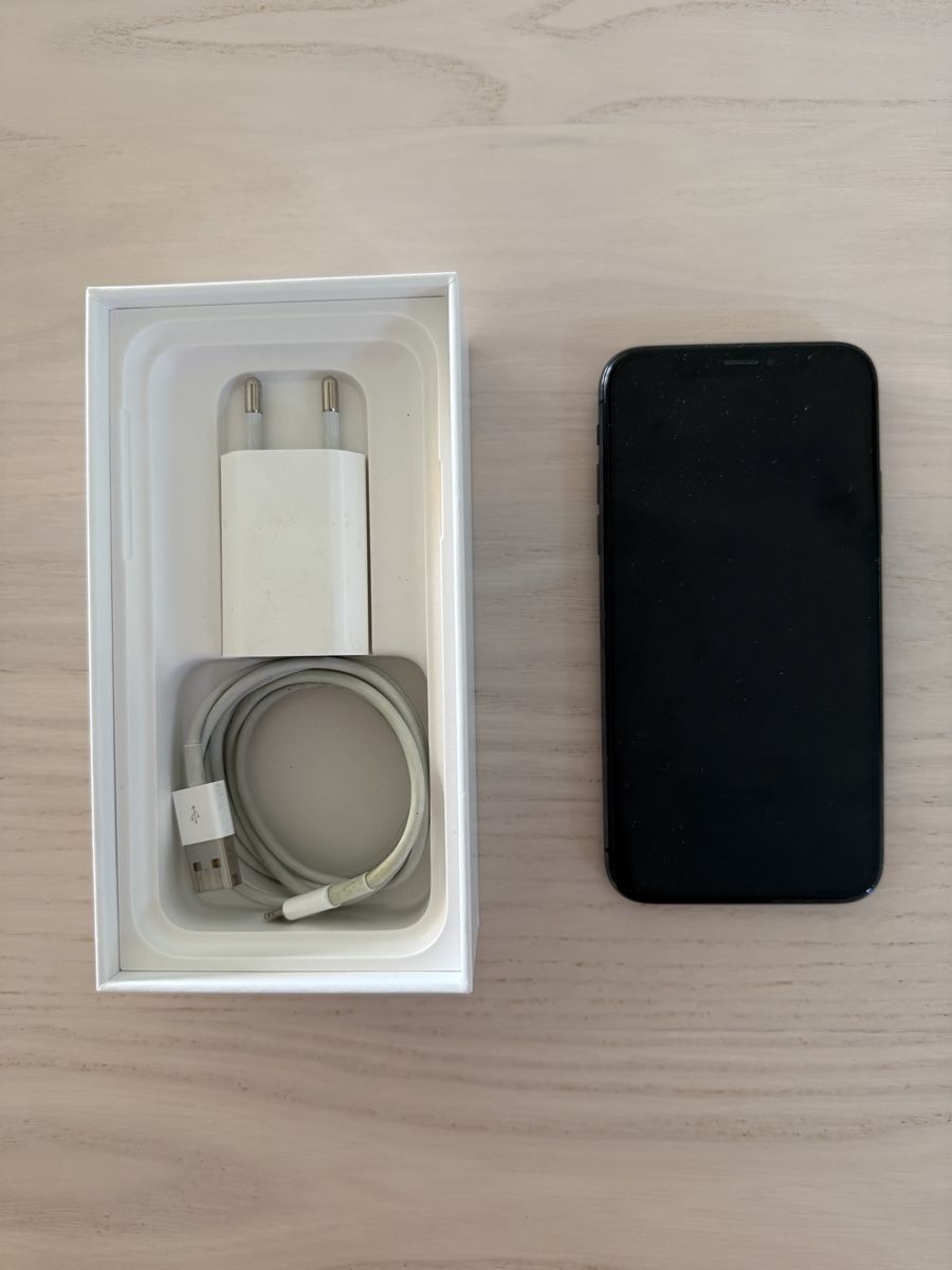 Apple Telefoni cellulari / Smartphones: Apple iPhone X 256GB Space Grey mit Zubehör & Box – Usato da Boppelsen venduto da WIB77 1