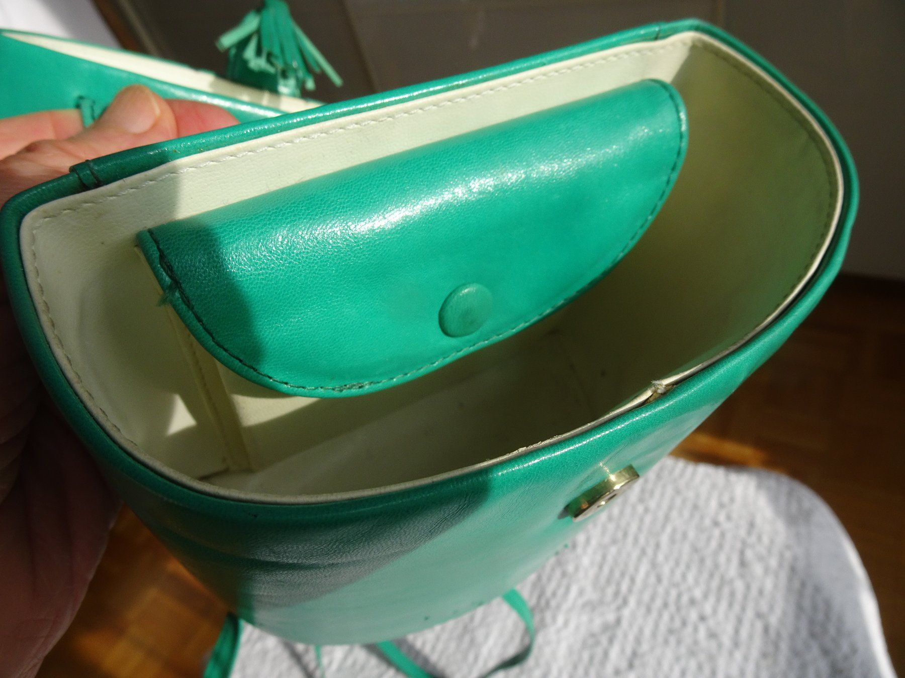 Borse da donna: Kleine grüne Box - Tasche – Usato da männedorf venduto da purzelchen 3