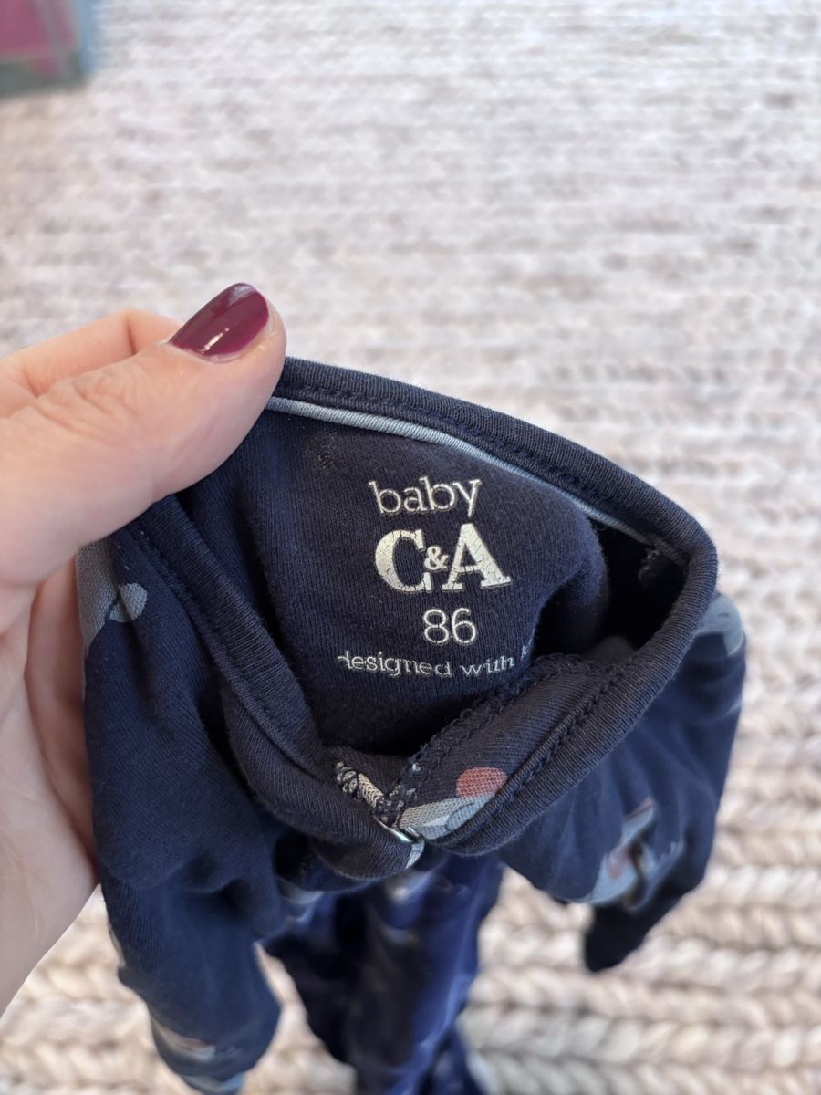 Lotti & Set di vestiti: 4x Schlafanzug in Grösse 86 – Usato da Kilchberg ZH venduto da cla_z8n7 7