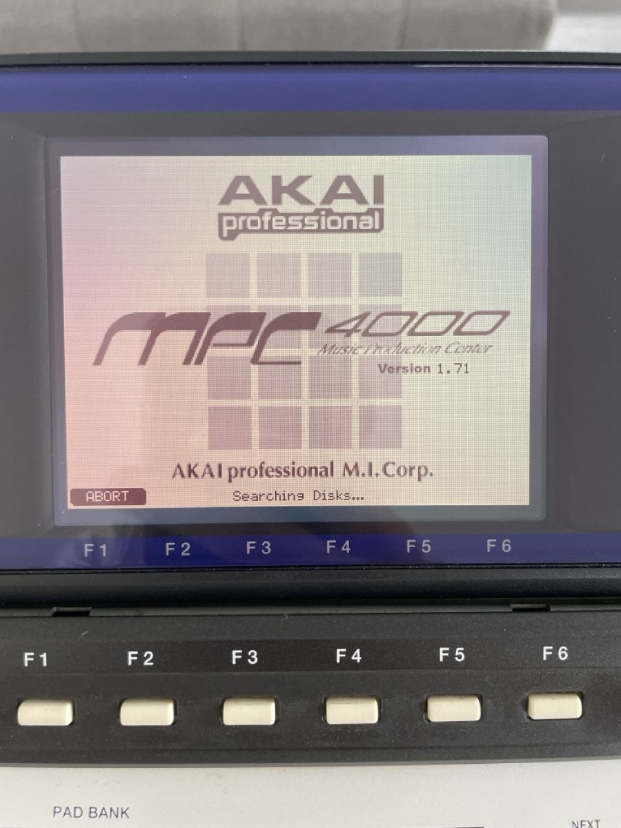Akai Musikinstrumente: Akai Mpc 4000 – Gebraucht aus Selzach von adr_8mst 3
