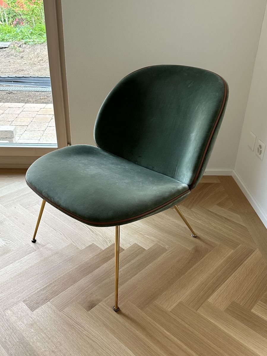 Gubi Poltrone: GUBI Beetle Lounge Chair – Usato da Liebefeld venduto da tschudy02 3