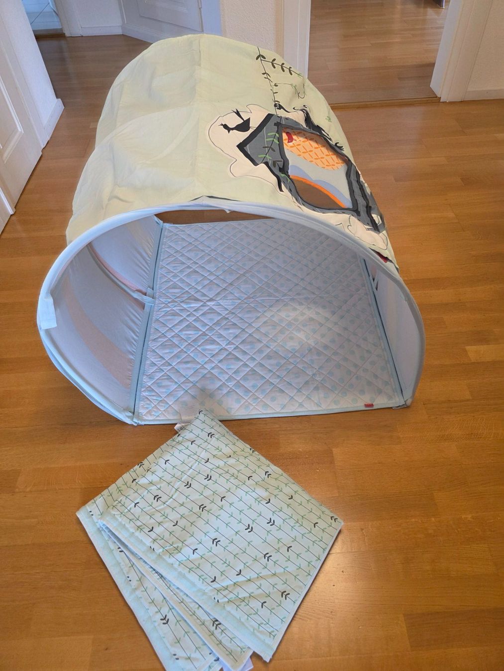 Flexa Alri letti & mobili per bambini: Flexa Höhle mit Steppdecke Affe / Baumhaus – Usato da Bern venduto da CookieMonster82 1