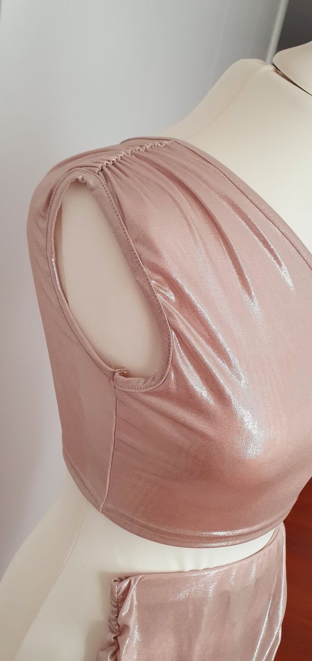 Vestiti: Champagnefarbenes Party Set Gr XS/34 – Usato da Stansstad venduto da InStyle8 4