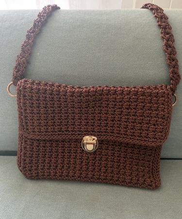 Handgefertigte braune Tasche – Herbstliches Modeaccessoire