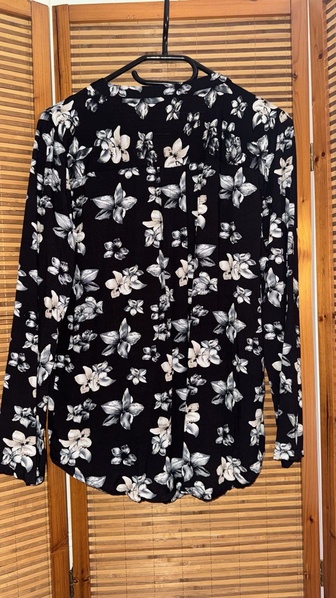 C&A Blusen: Bluse C&A, L – Gebraucht aus Gümligen von morticiaaddams 2