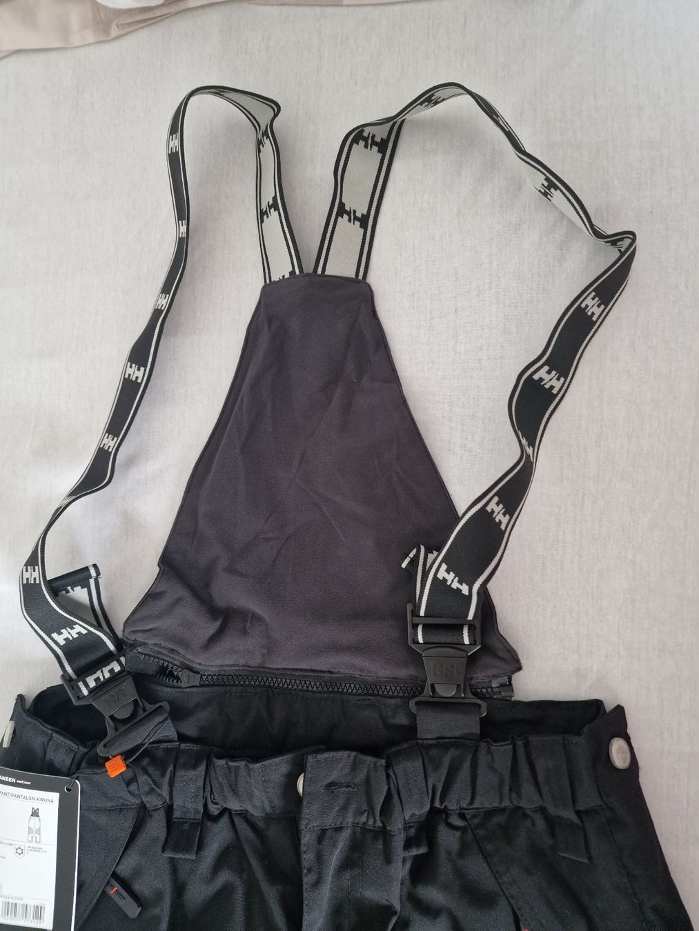Helly Hansen Pantaloni: Kiruna Pant  Black - Medium/Medium -  SKI - Winter Ready! – Nuovo (secondo la descrizione) da Killwangen venduto da bmy_5rtt 5