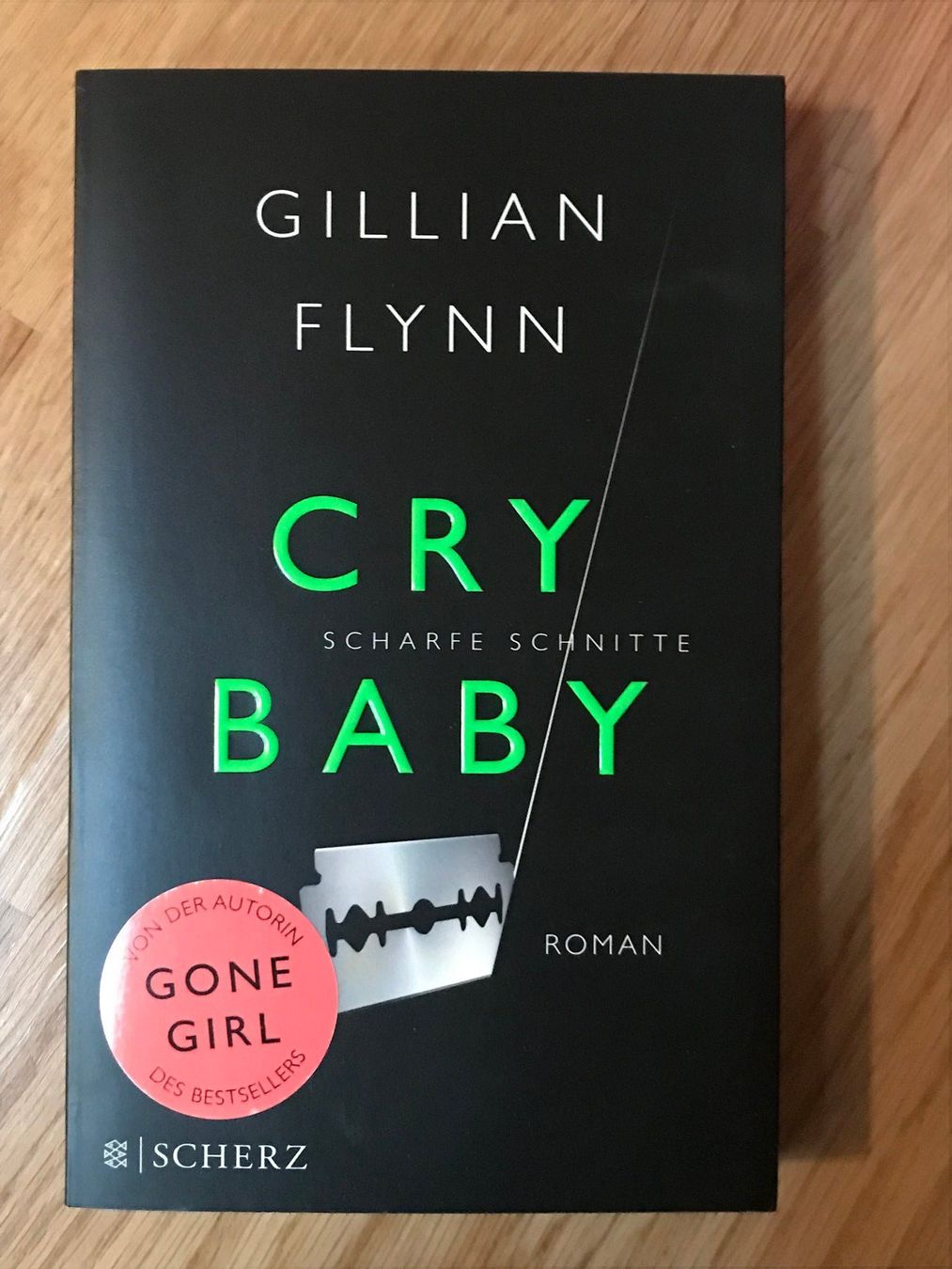 Bücher: Cry Baby - Gillian Flynn – Neu (gemäss Beschreibung) aus Amden von Arven-Schmuck