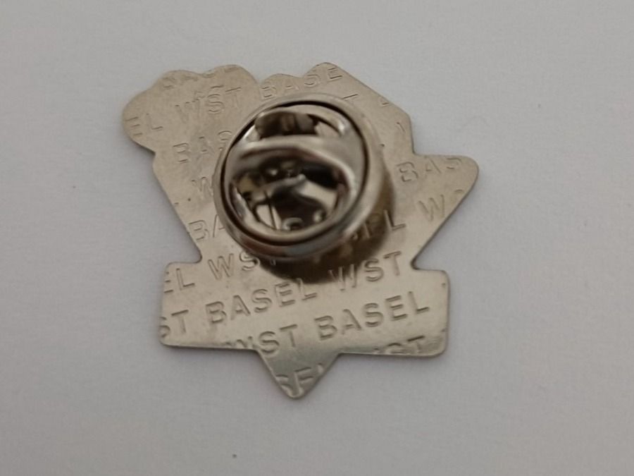 Placchette & Badge: Pin I Love Minor - Box 2 – Usato da Köniz venduto da Pinscollect 1