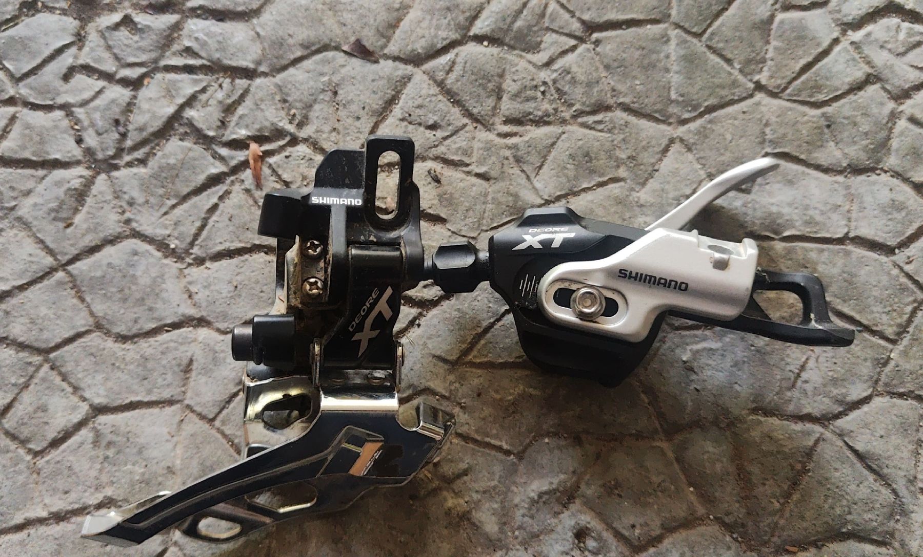Shimano Pezzi di ricambio: Dérailleur avant Shimano Deore XT - avec commande – Usato da Lausanne 25 venduto da nlm