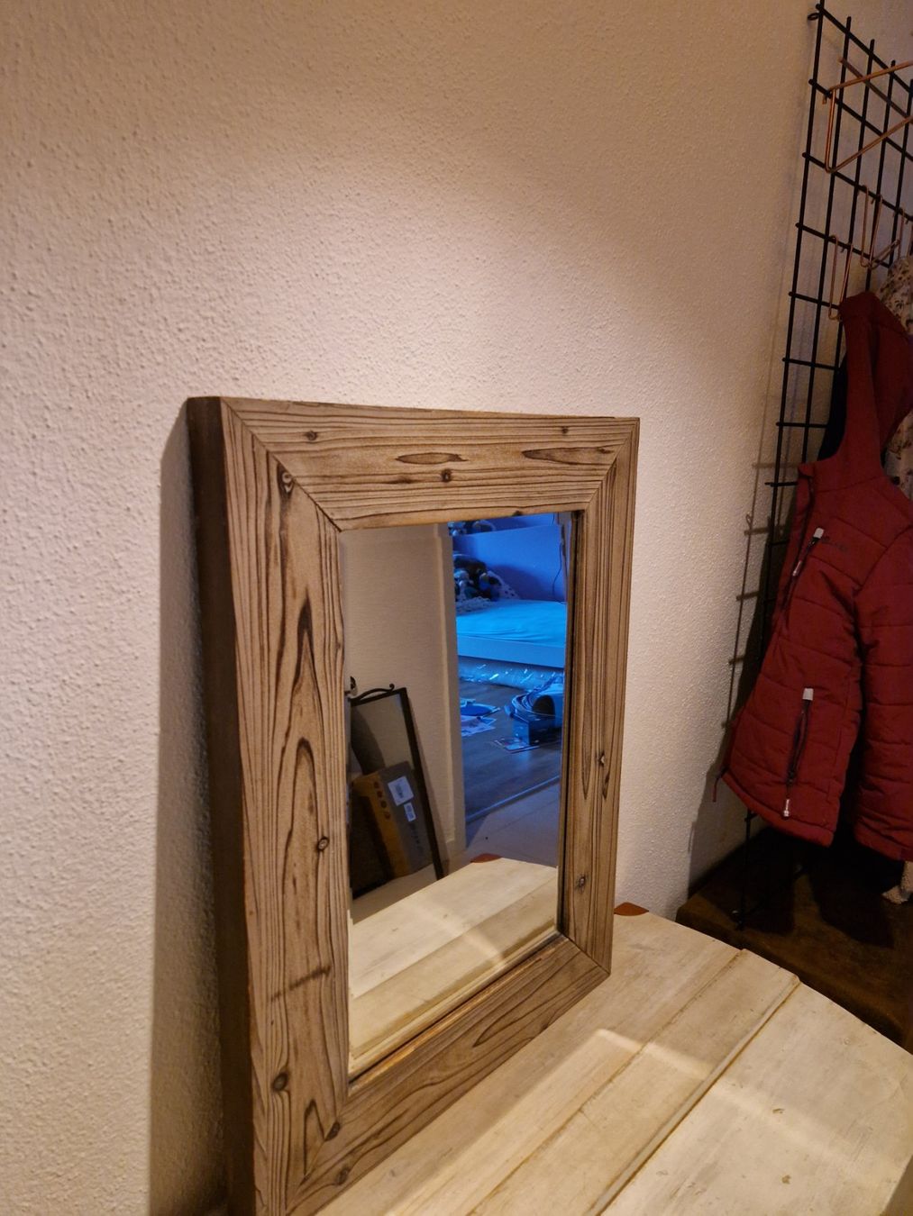 Specchi: Rustikaler Spiegel mit Holzrahmen – Usato da Maur venduto da Binzerin 2