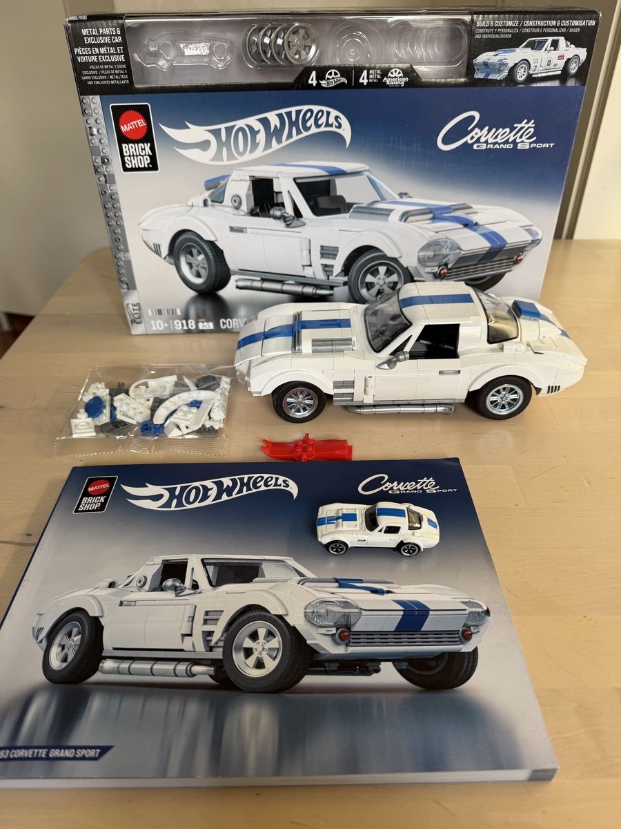 Hot Wheels Giocattoli: Hot Wheels Brick Corvette – Usato da Basel venduto da Touri94 1