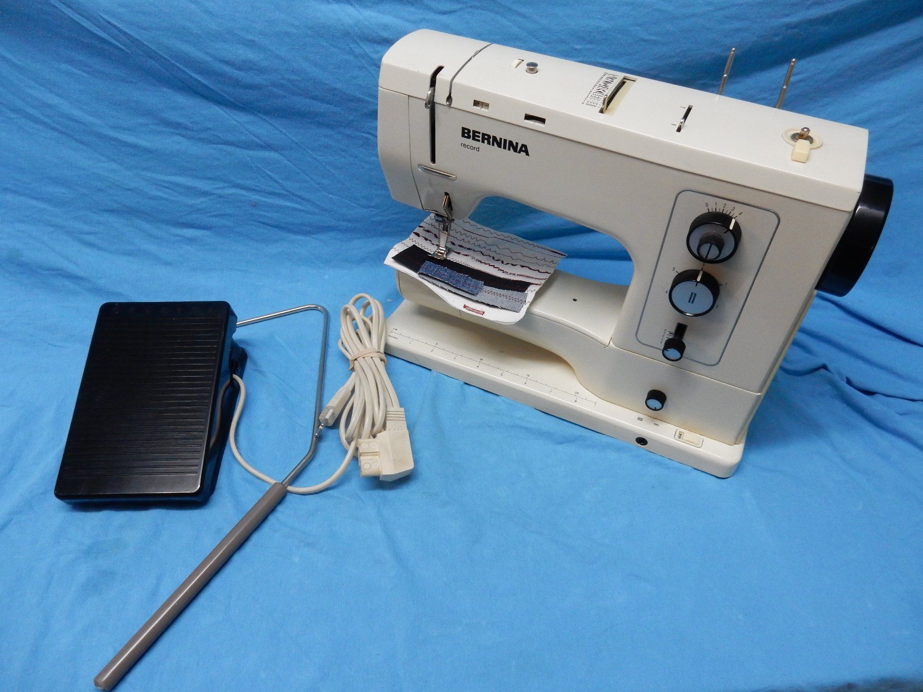 Bernina Macchine da cucire: Bernina 830 Revidiert           26033 – Usato da Watt venduto da Mariposa49