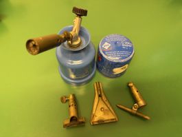 Brûleur gaz Soudogaz avec 4 accessoires et cartouche gaz