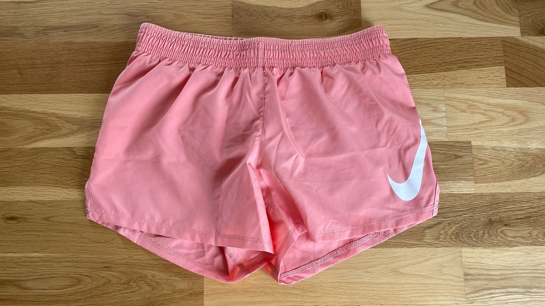 Nike Pantaloni: Sporthose Nike, Grösse XS – Nuovo (secondo la descrizione) da Burgdorf venduto da Crown.