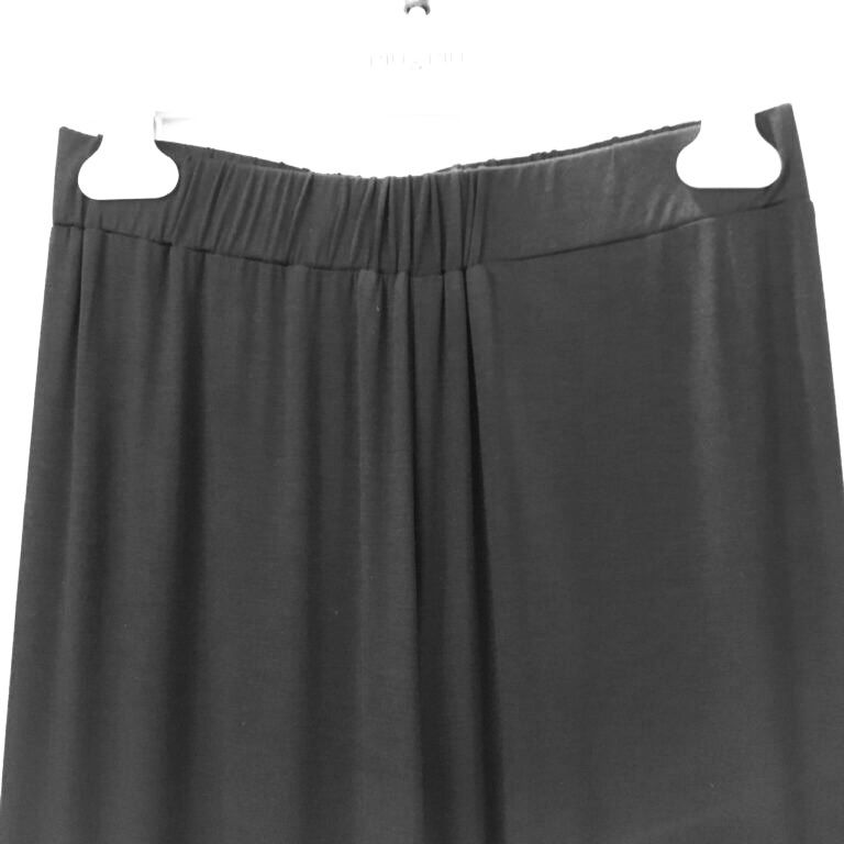 Hosen: Piu & Piu lange Sommer Hose Viscose Jersey schwarz Gr 44 – Neu und originalverpackt aus Zürich von rar_b2y9 1