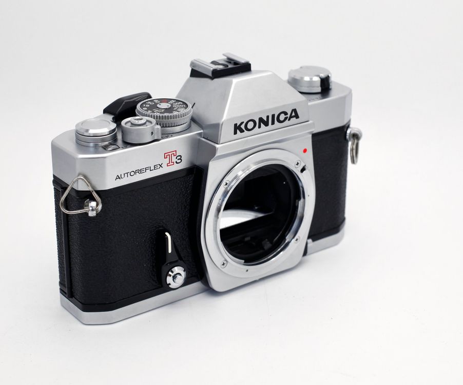 Konica Autoreflex T3 Vintage-Body mit Case top schön! 3