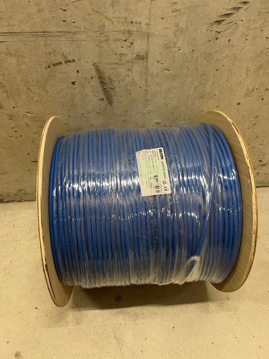 Kabel: 14x Belden Cat.6A Kabelrollen – Neu und originalverpackt aus Zürich von Leo_wyn