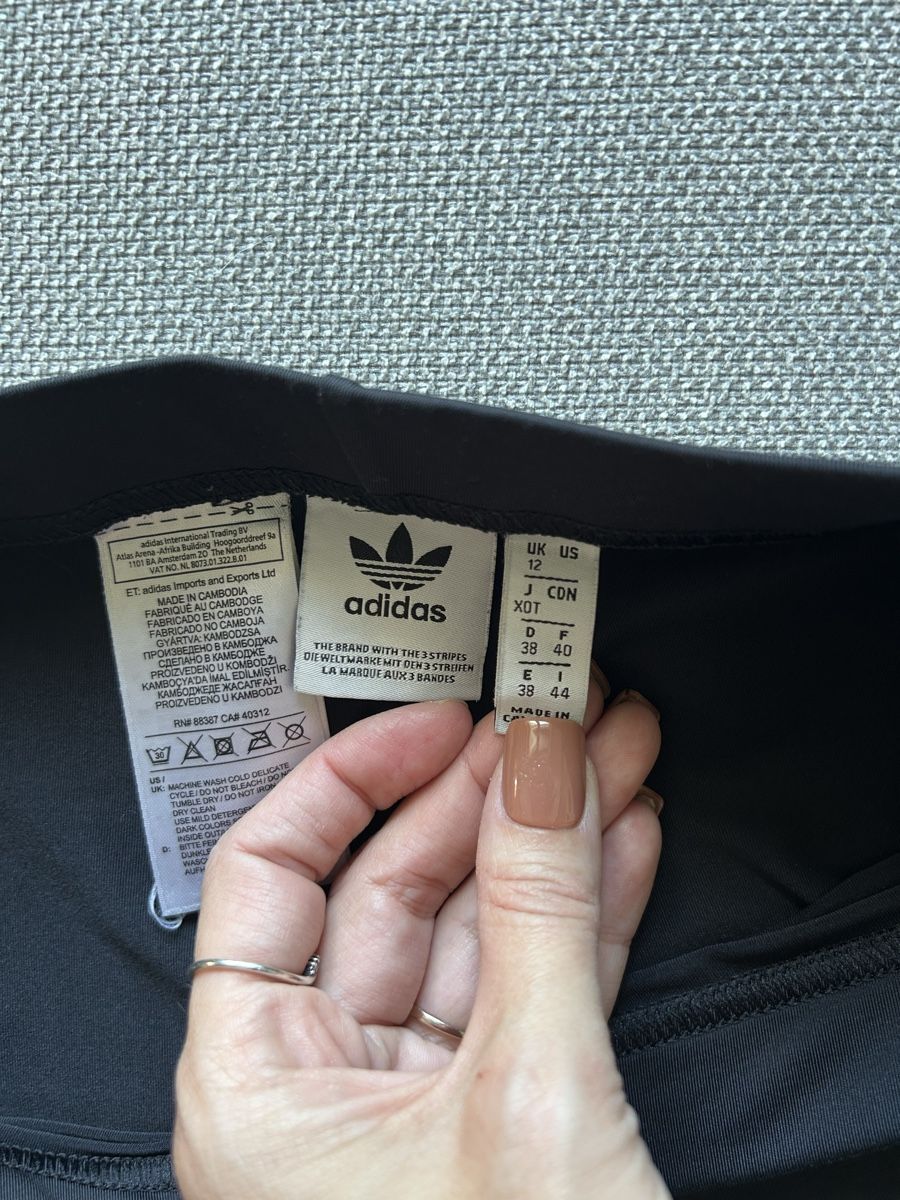 Adidas Leggings: Training de sport Adidas – Usato da Muraz (Collombey) venduto da Jul_ff 2