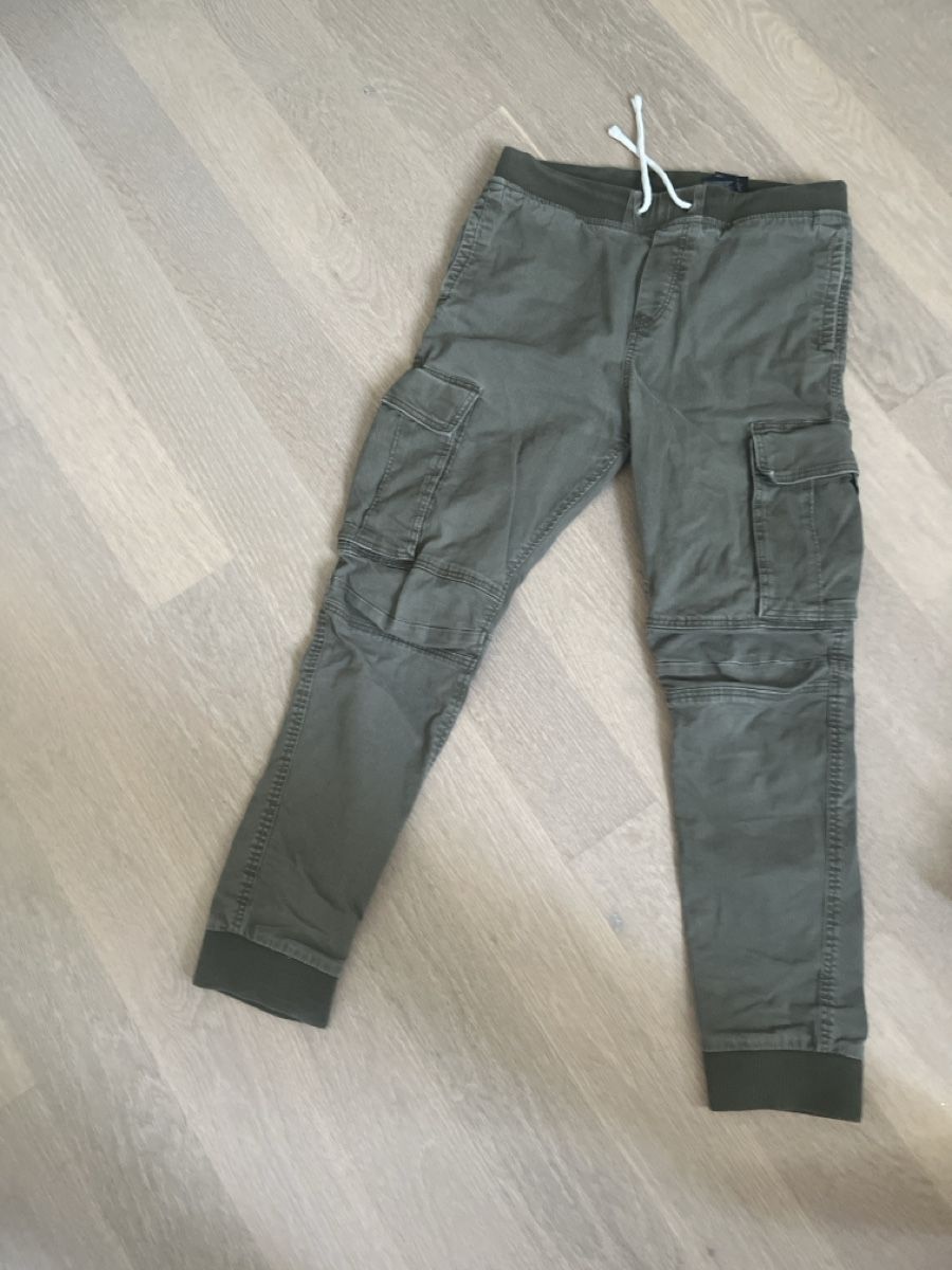 H&M Pantaloni: Trousers set, size 158/ 12-13 y – Usato da St. Gallen venduto da sha_22fn 2