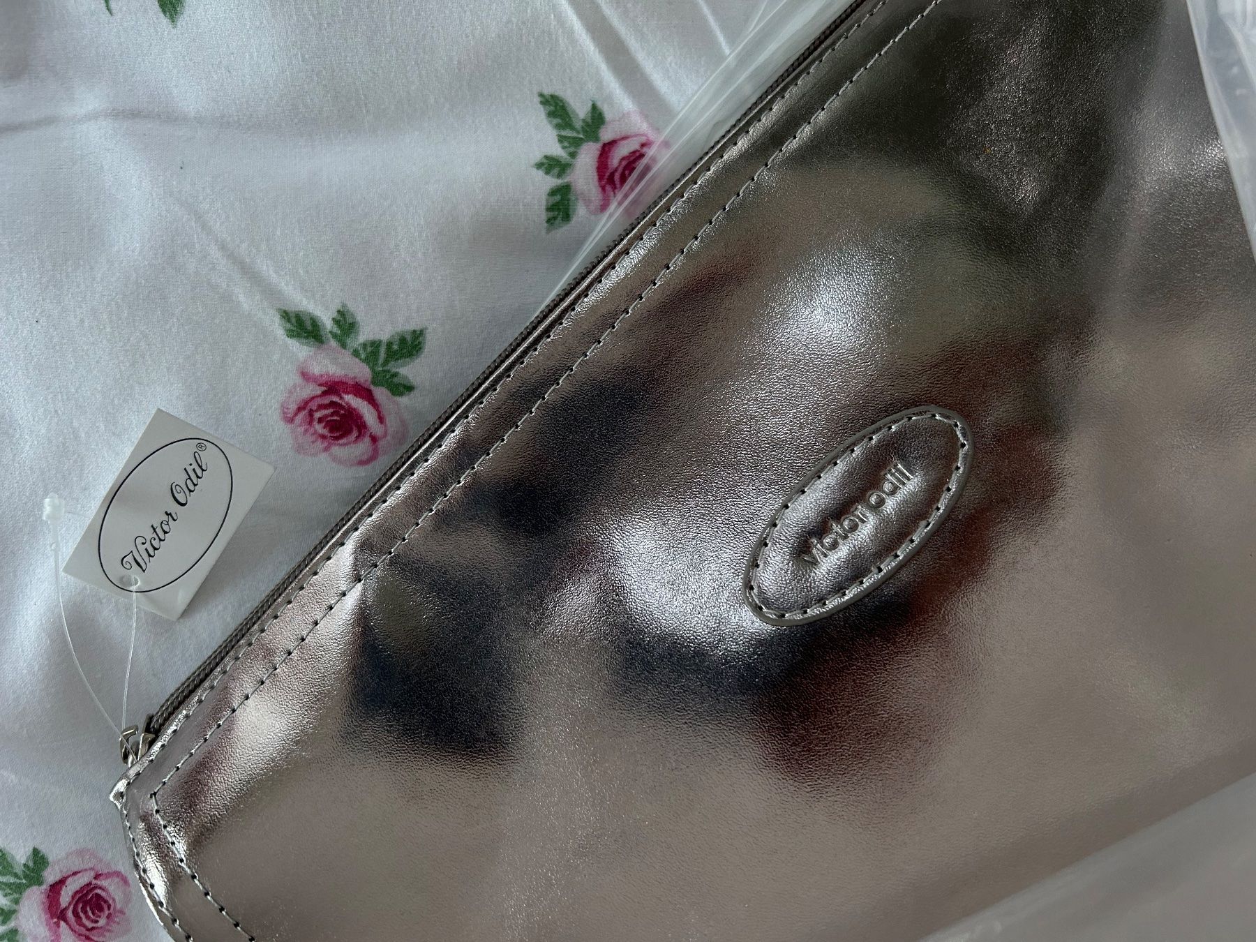 Custodie per cosmetici: Necessaire in Originalverpackung – Nuovo e nell'imballaggio originale da Kreuzlingen venduto da son_8cwm 1