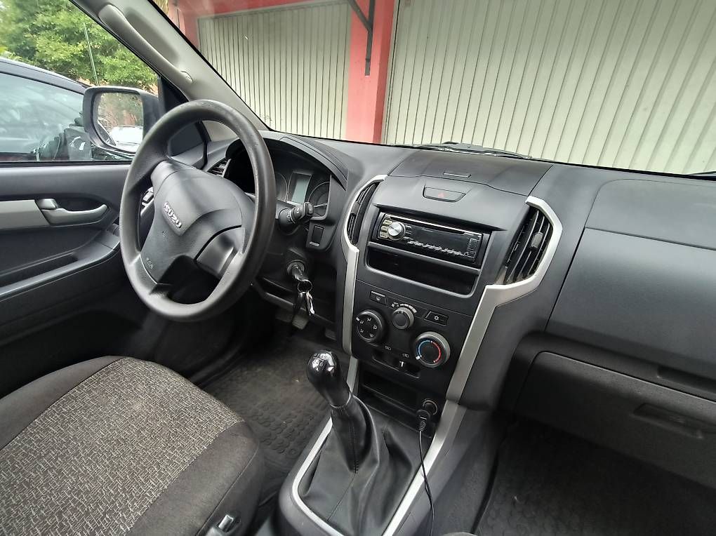 Isuzu Automobili: PICKUP ISUZU D-MAX 2.5 D – Usato da Balerna venduto da Esse77 3