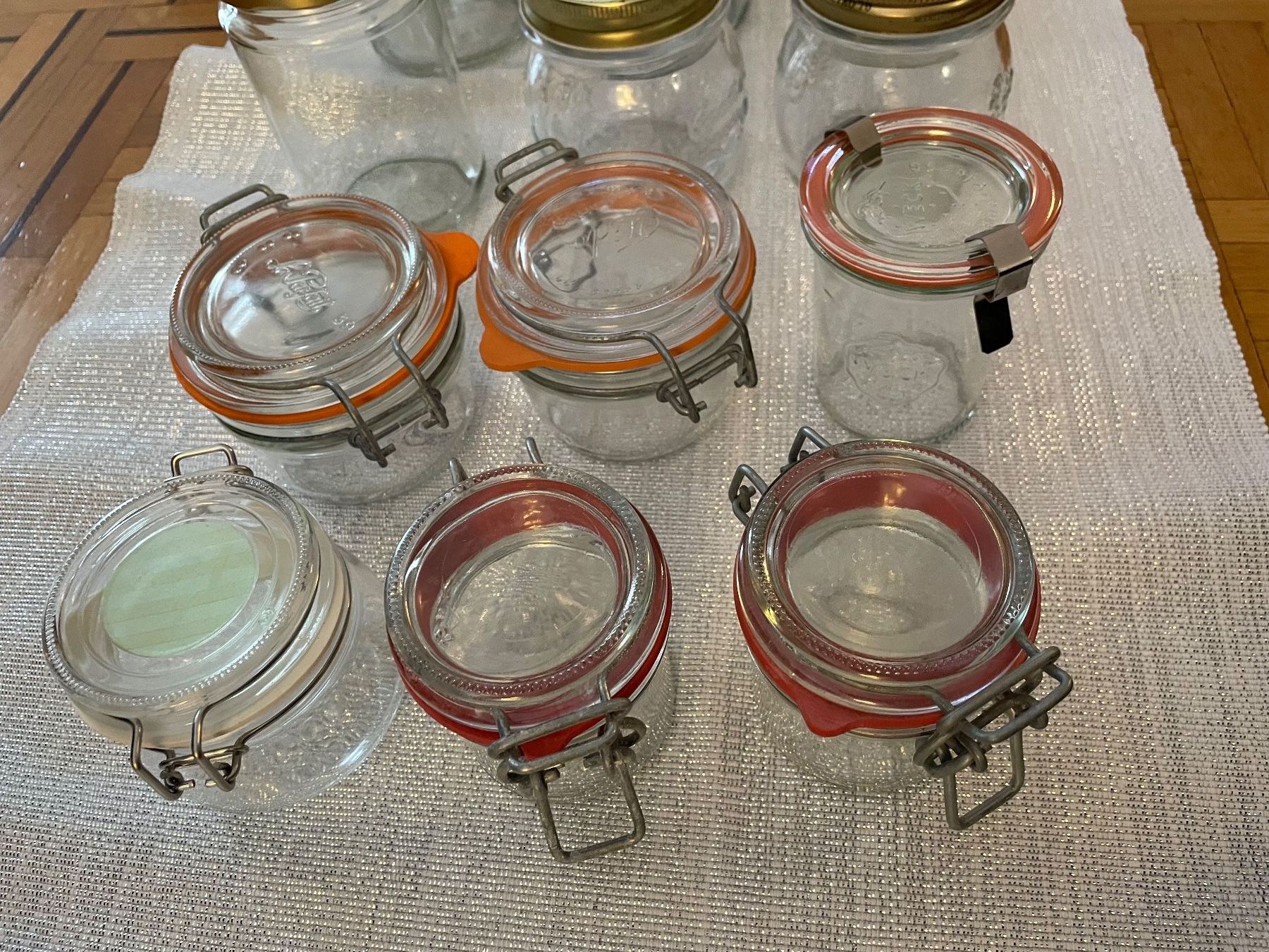 Contenitori & Simili: Lot de 18 bocaux en verre – Usato da Préverenges venduto da groli_mur 4