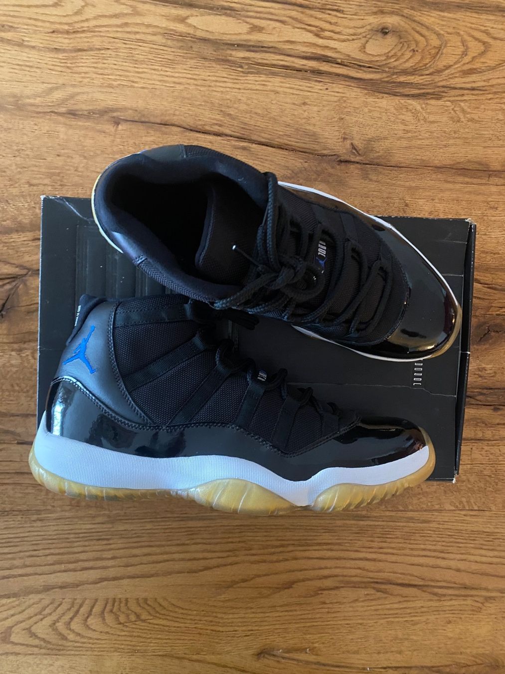 Jordan Scarpe da uomo: Air Jordan 11 Spacejam - 2009 – Usato da Zürich venduto da sell_my_stuff 1