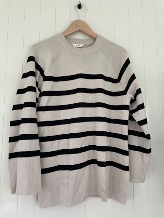 Gestreifter Pullover beige/schwarz Gr. S