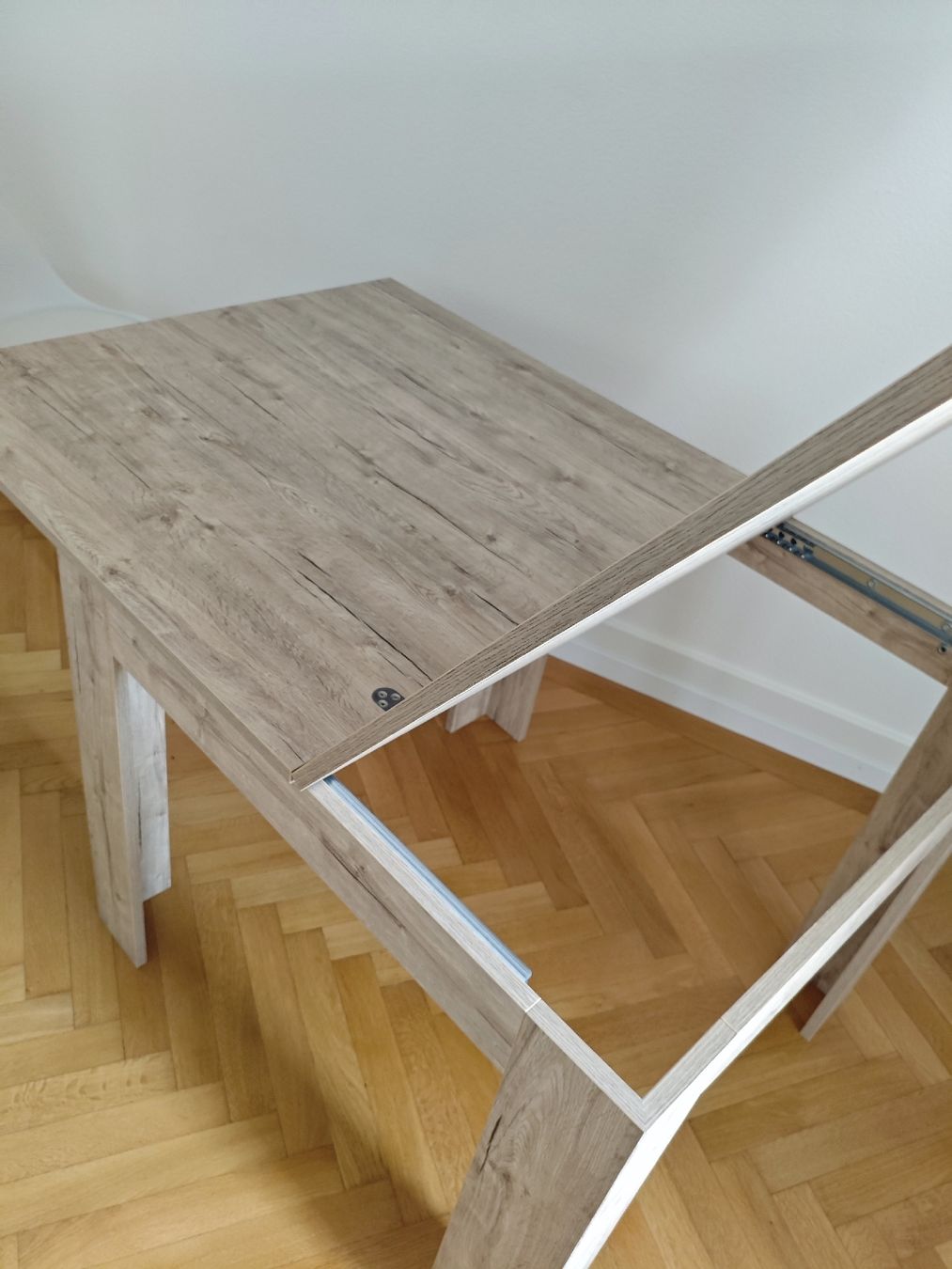Tables: Table carrée extensible – D'occasion à Neuchâtel par tim_lg2r 4