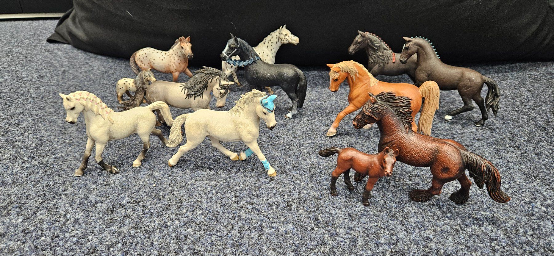 Schleich Giocattoli: SCHLEICH Pferde- /Fohlen Set 2 – Nuovo e nell'imballaggio originale da Balgach venduto da silvia2030