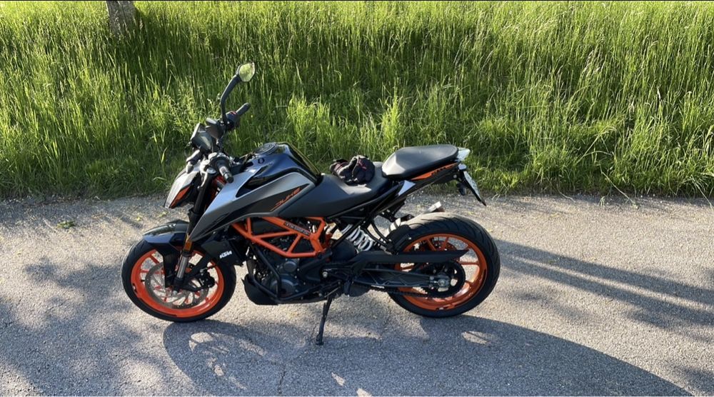 KTM Strada: KTM DUKE 390 – Usato da Aedermannsdorf venduto da Molinero_