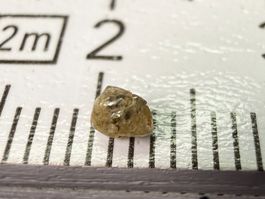 Rohdiamant, ca. 3 mm