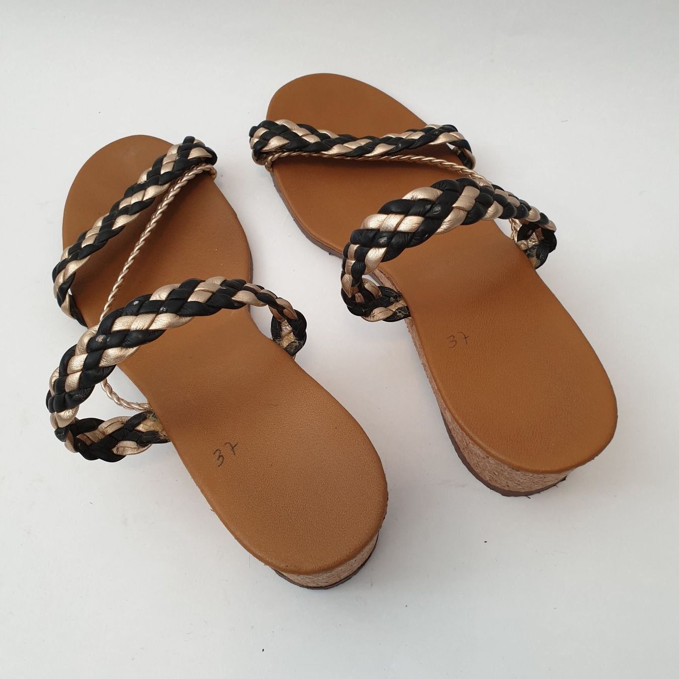 Scarpe da donna: Schuhe Sandalen Leder 37 – Usato da Chur venduto da copino 2