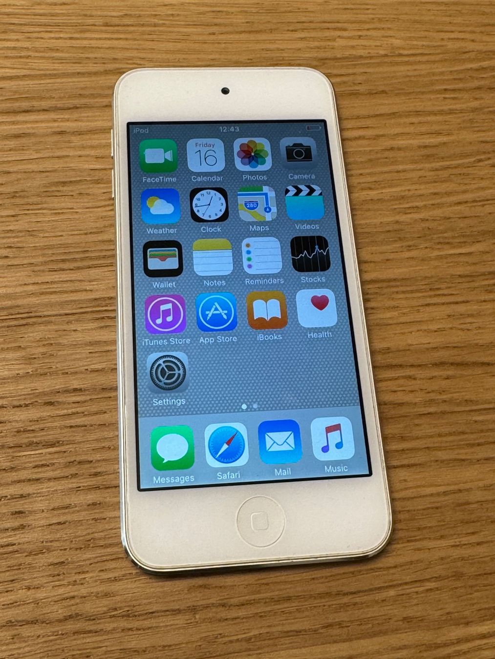 Apple Lettore multimediale portatile: iPod Touch 5th gen – Usato da Zollikofen venduto da lagavulin03