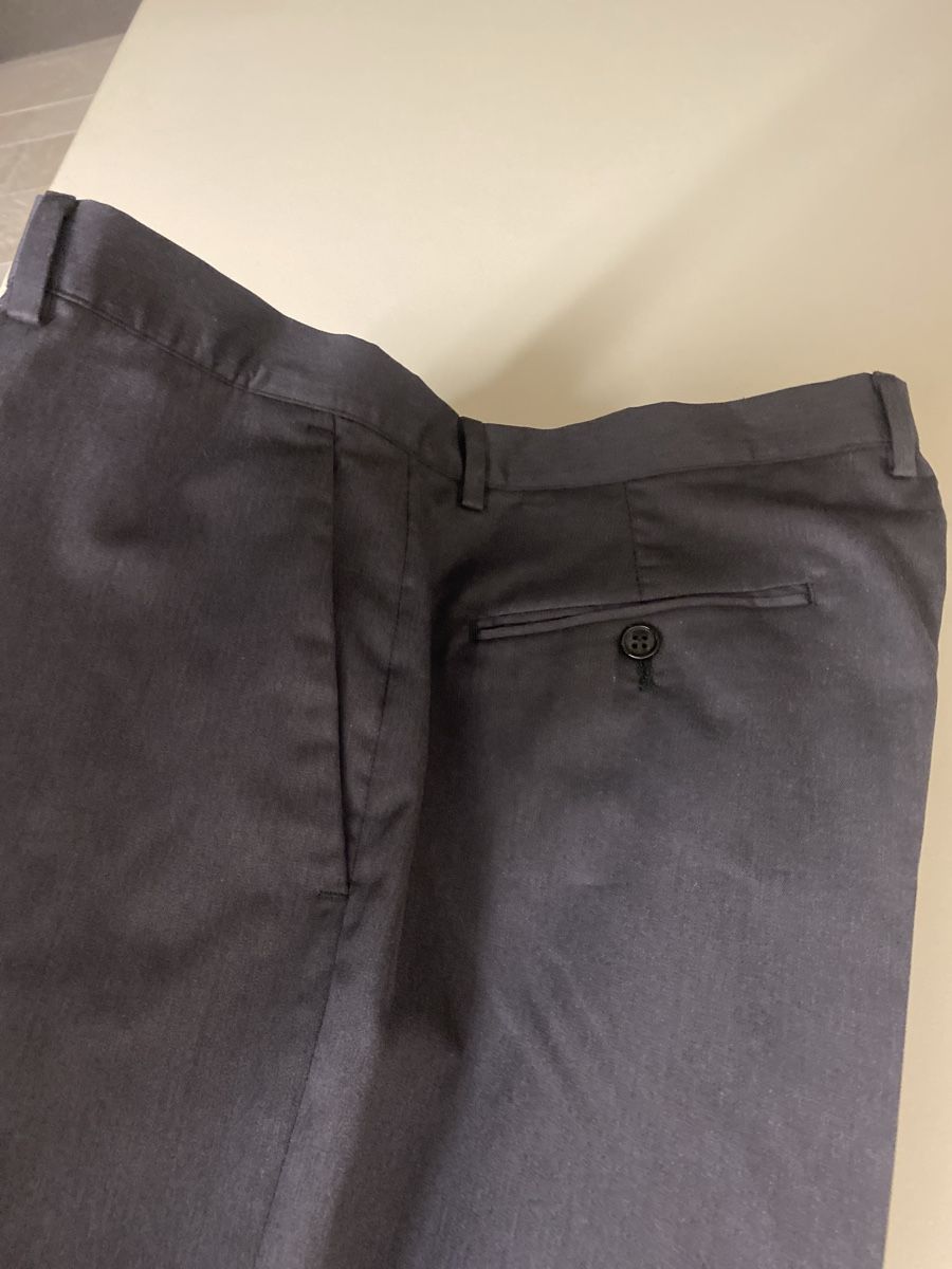 Pantaloni: Stylish Grey Trousers, 56/79, New – Nuovo e nell'imballaggio originale da Buttikon SZ venduto da Maxwelltime 1