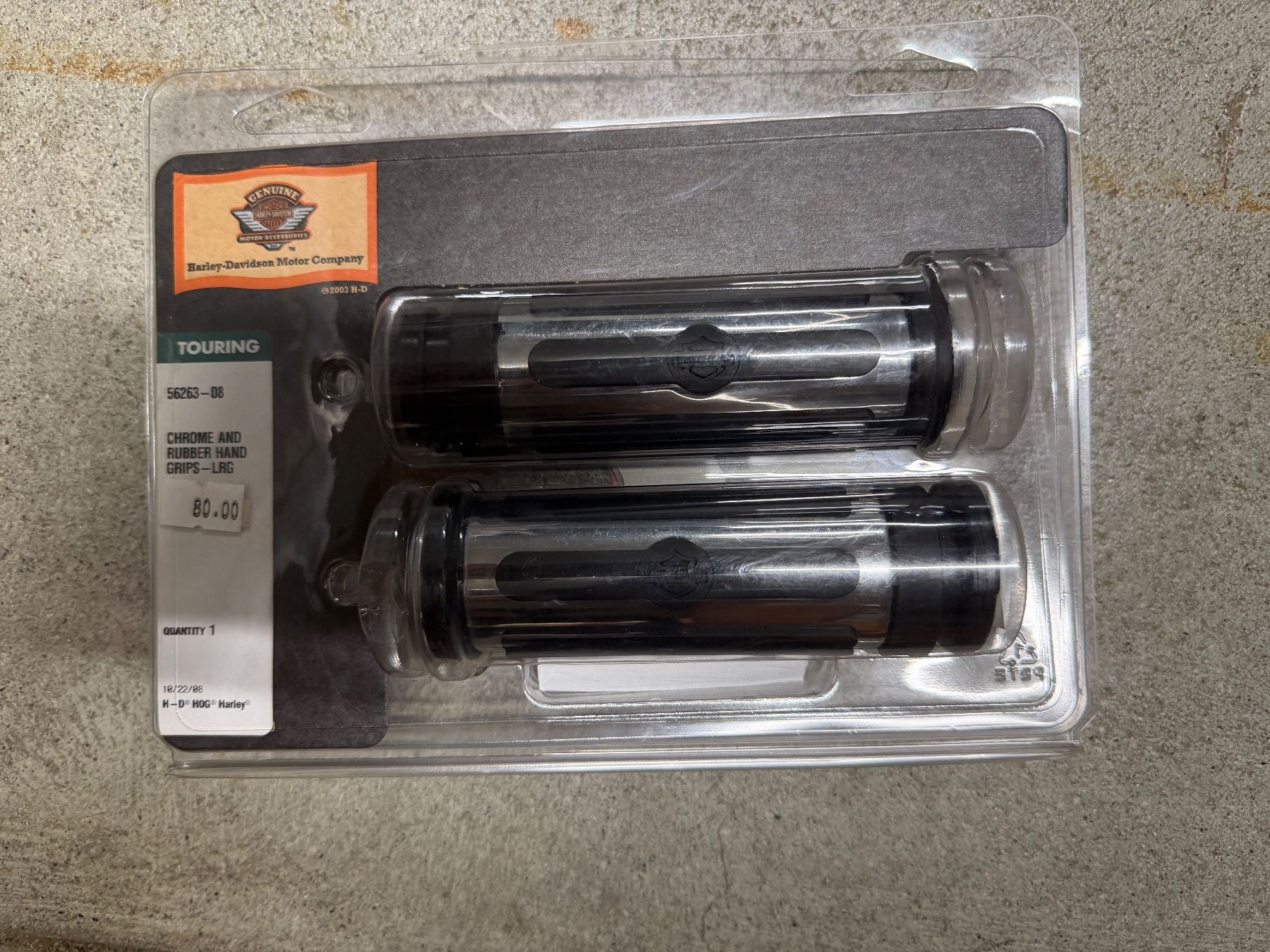 Harley-Davidson Alle Motorradersatzteile: 56263-08 Harley-Davidson Lenkerendgriffe – Neu und originalverpackt aus Ostermundigen von jas_9j7d 1