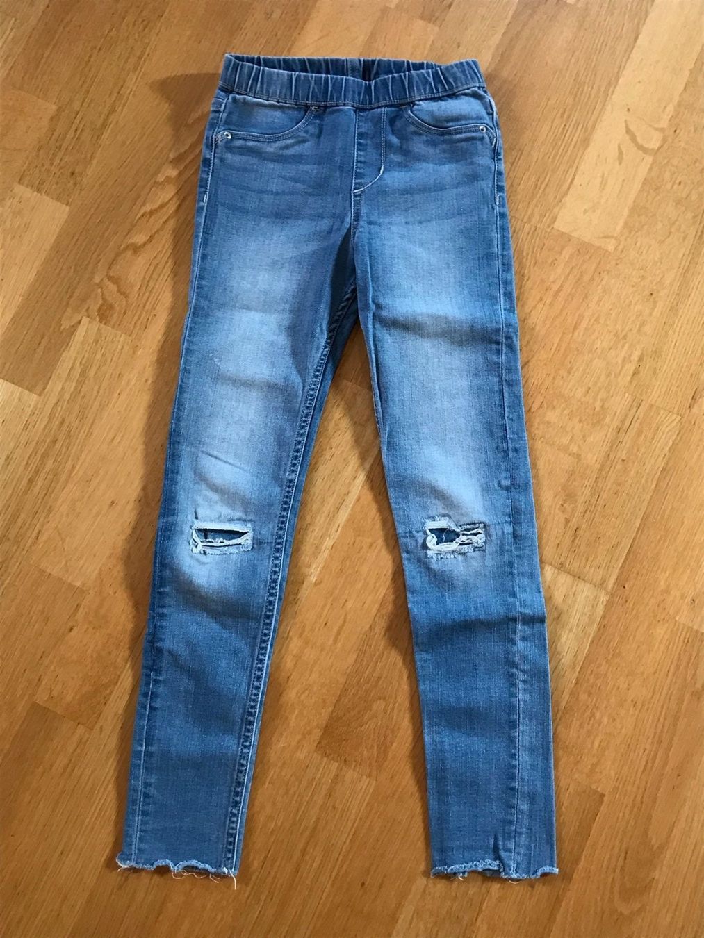 H&M Pantaloni: Jeans – Usato da Spiez venduto da HomeShoppingSpiez