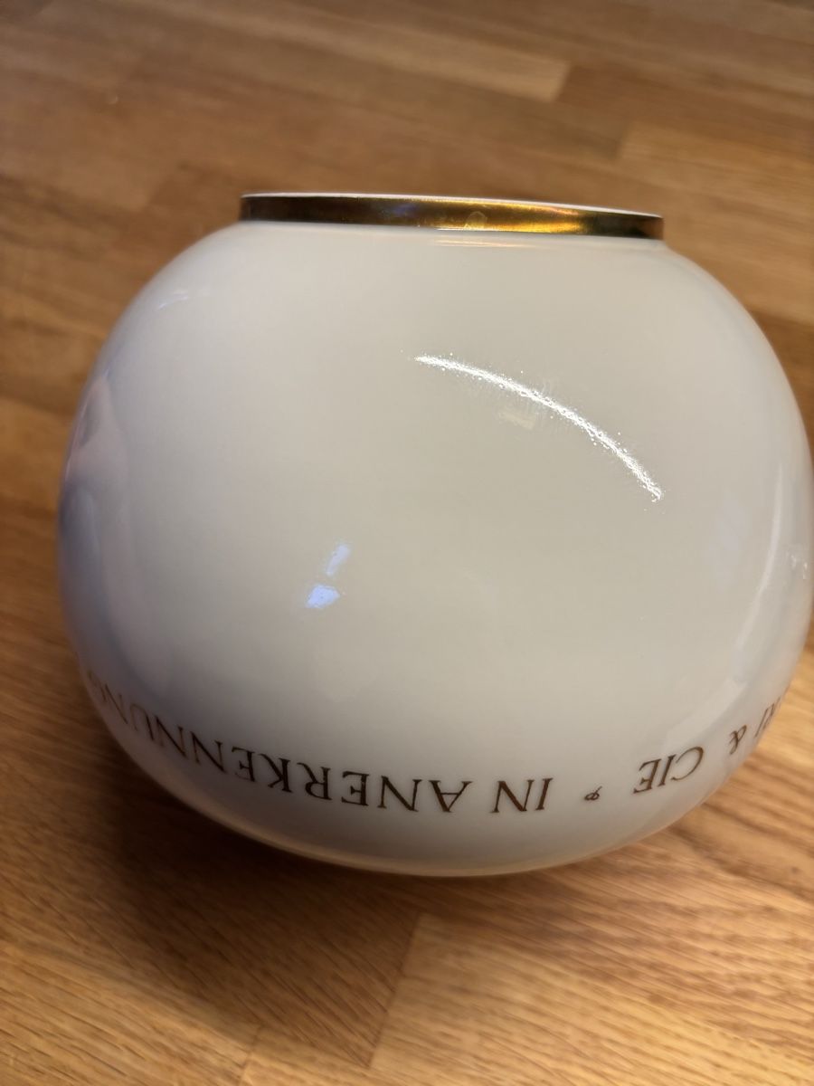 Vasi & Recipienti: Porzellanvase BBC, Langenthal – Usato da Würenlos venduto da Ashley24 4