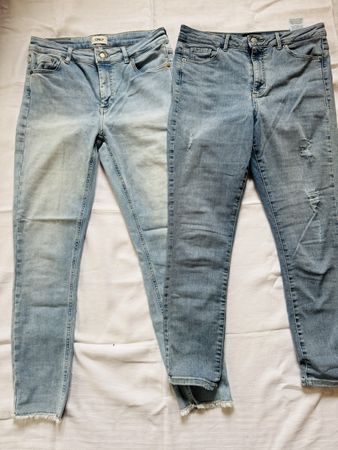 2 jeans taille M ONLY VERO MODA