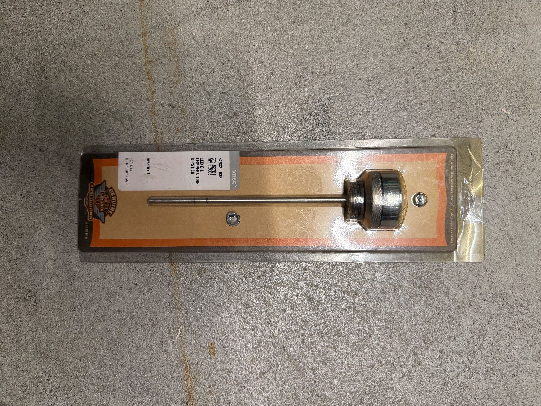 Harley-Davidson Toutes les pièces détachées moto: 62982-03b Harley-Davidson Dip Stick – Neuf avec emballage d'origine à Ostermundigen par jas_9j7d