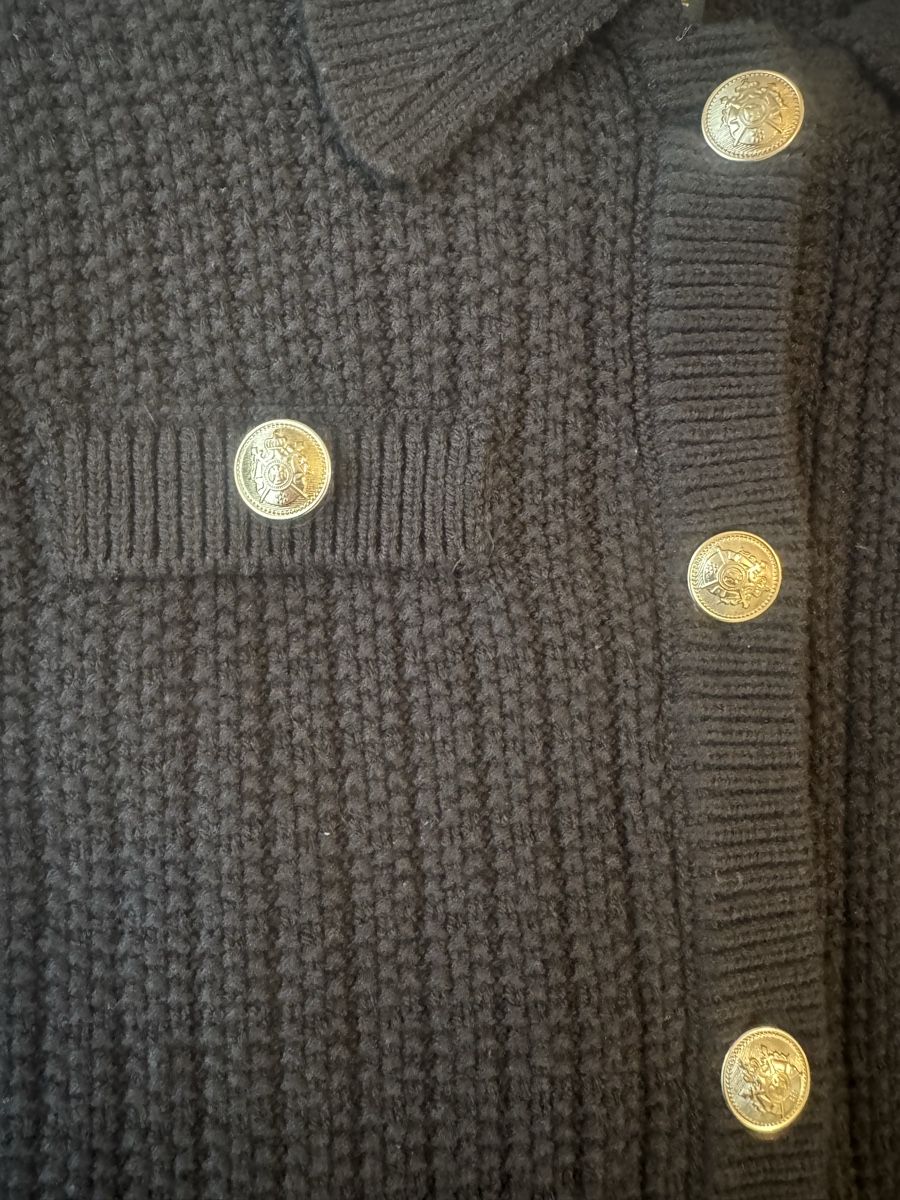 T-shirt: Schwarze Strickshirt von Defacto, Grösse S. – Nuovo e nell'imballaggio originale da Neuenegg venduto da mel_5pnq 2