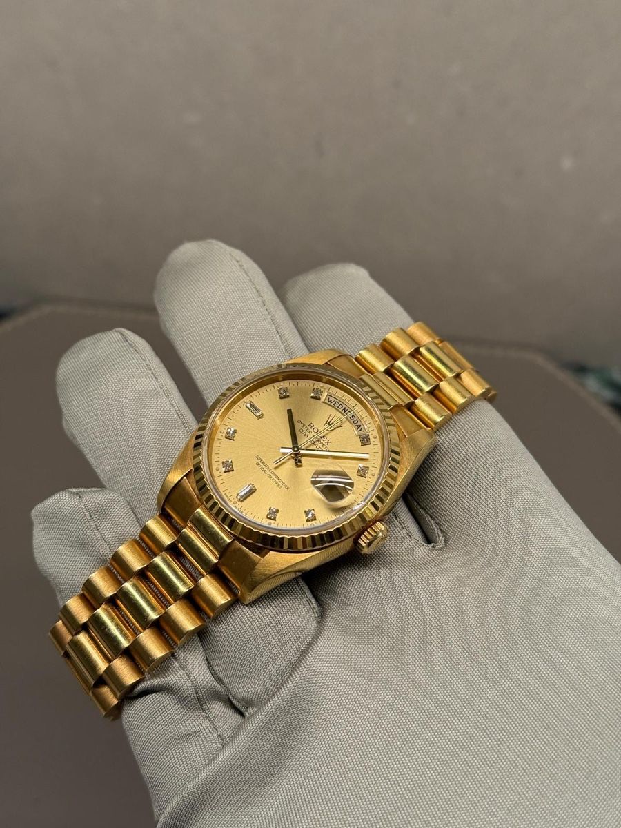 Rolex Montres: Rolex Day-date, diamond dial, reference 18238 – D'occasion à Basel par hmod 1
