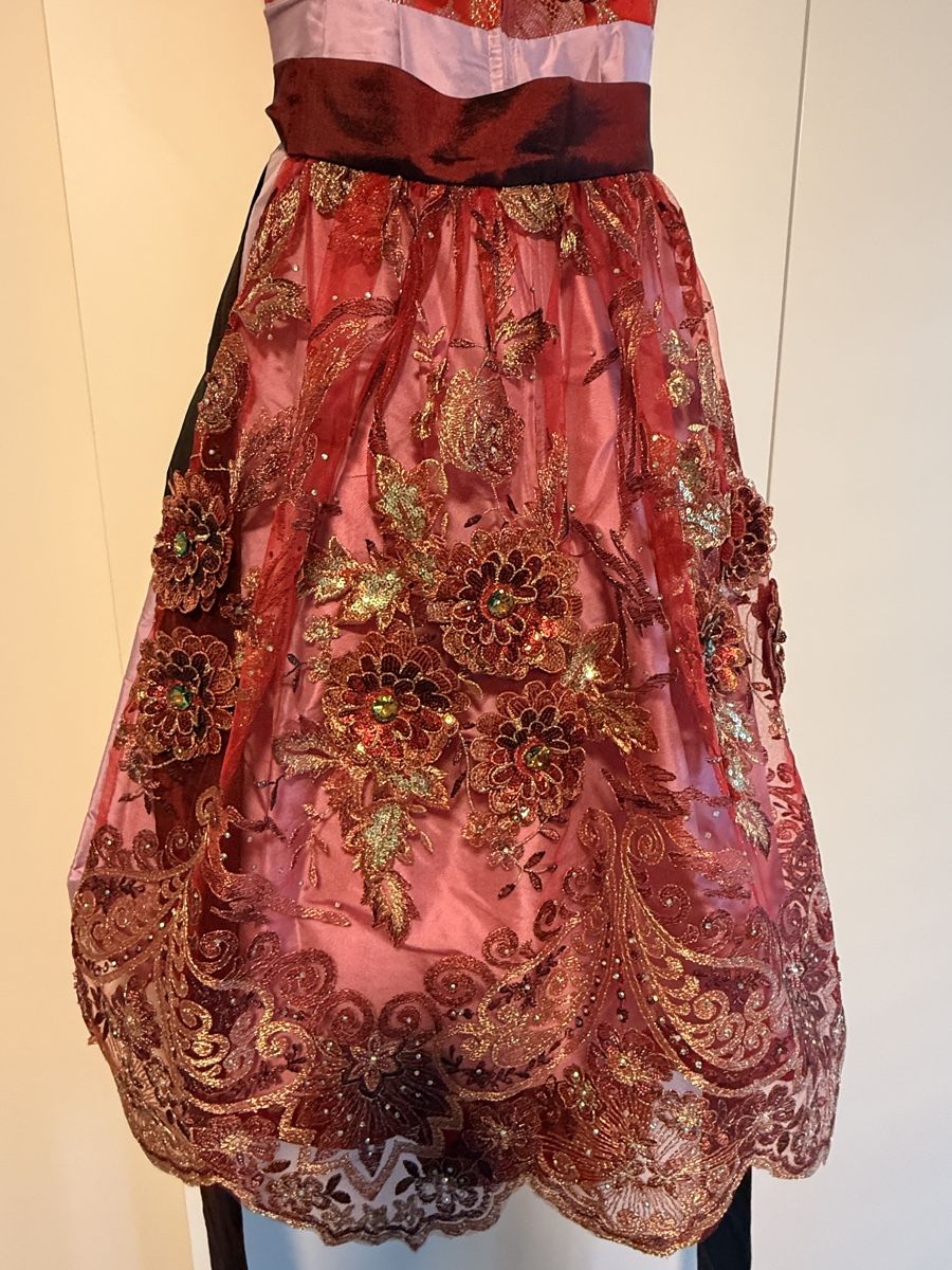 Kleider: Wunderschönes Astrid Söll Dirndl  – Gebraucht aus Bonaduz von Avenada 7