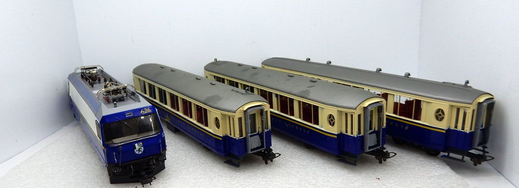 Bemo Trains électriques: Hom Bemo - Rame 4 éléments  RhB "Alpine Classic Pullmann"- – D'occasion à Locarno par Gudrun2 3