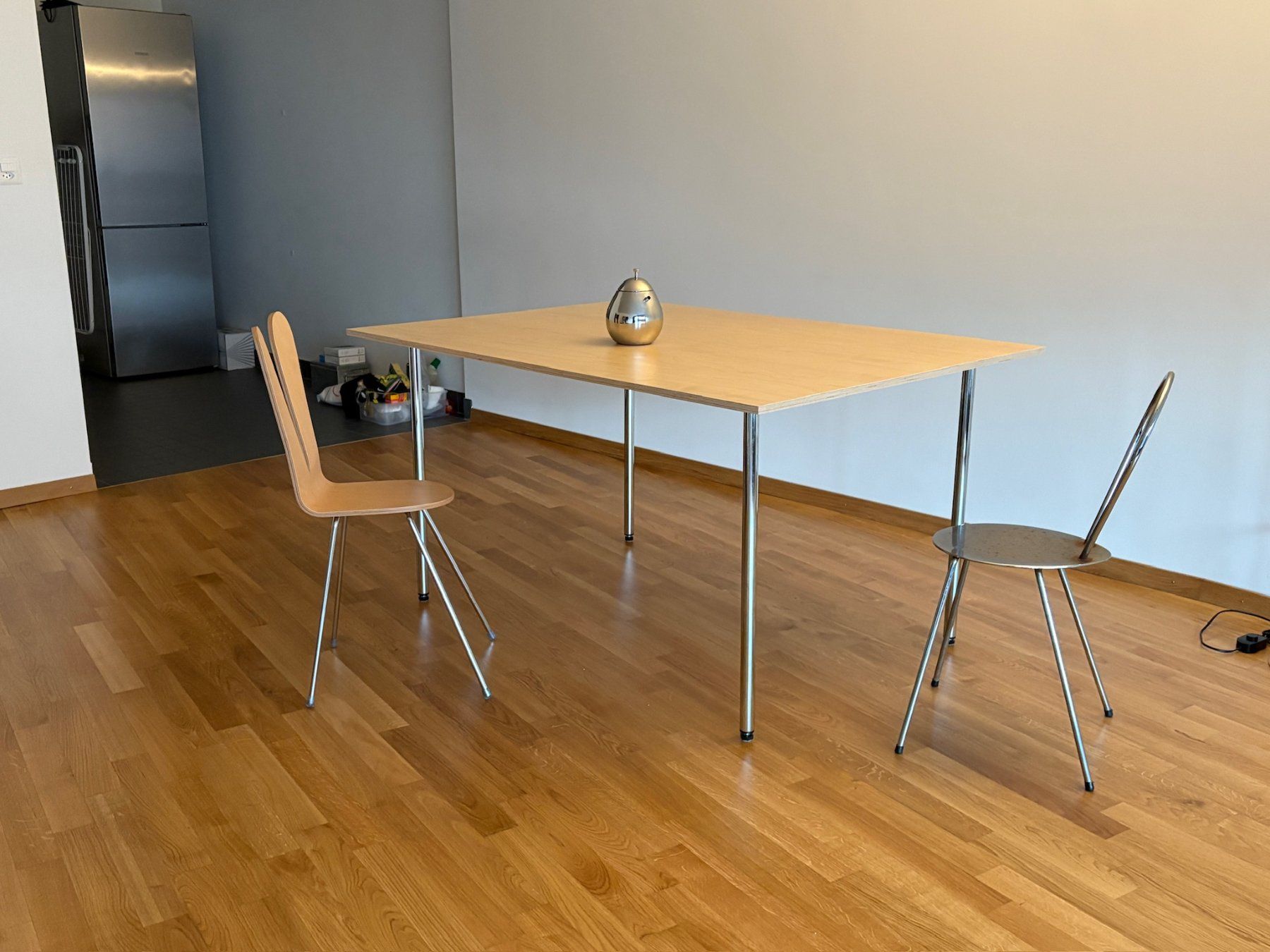 Tables: Designed Table – D'occasion à Basel par alt_58bm 1