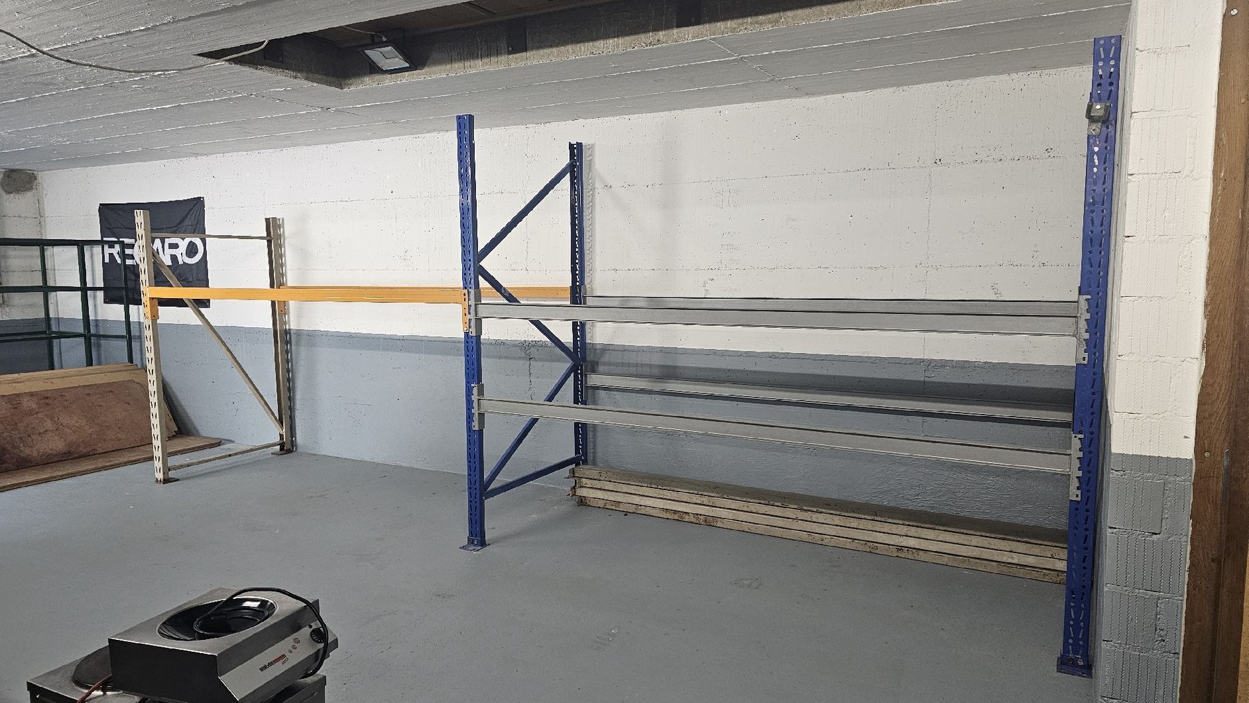 Scaffali: Schwerlastregal / Palettenregal – Usato da Derendingen venduto da cng_6j2n 1