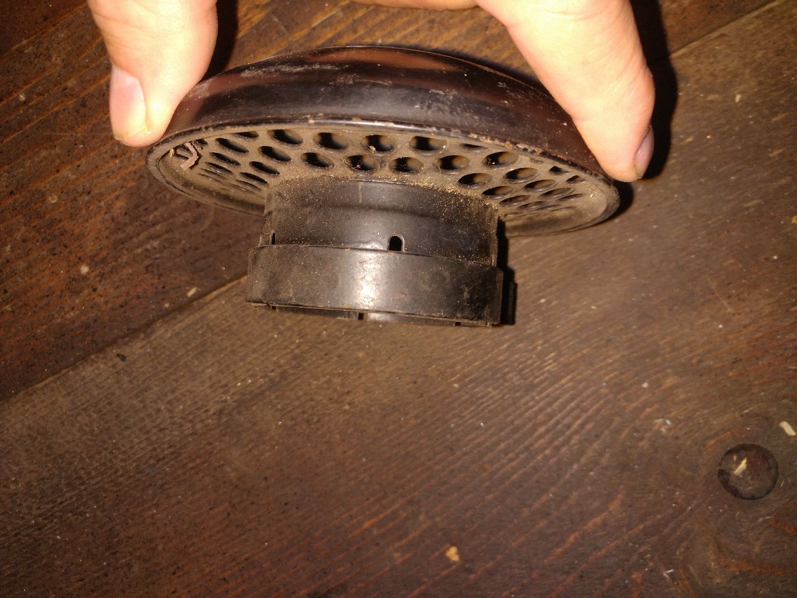 Bucher Trattori: Oldtimer Bucher D1800 D2000 D4000 Luftfilterkappe – Usato da Trub venduto da Eneah 3