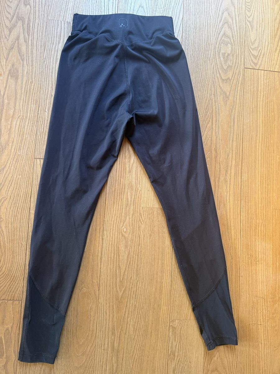 Leggings: Only Play-Leggings schwarz M – Gebraucht aus Davos Dorf von tati015 1