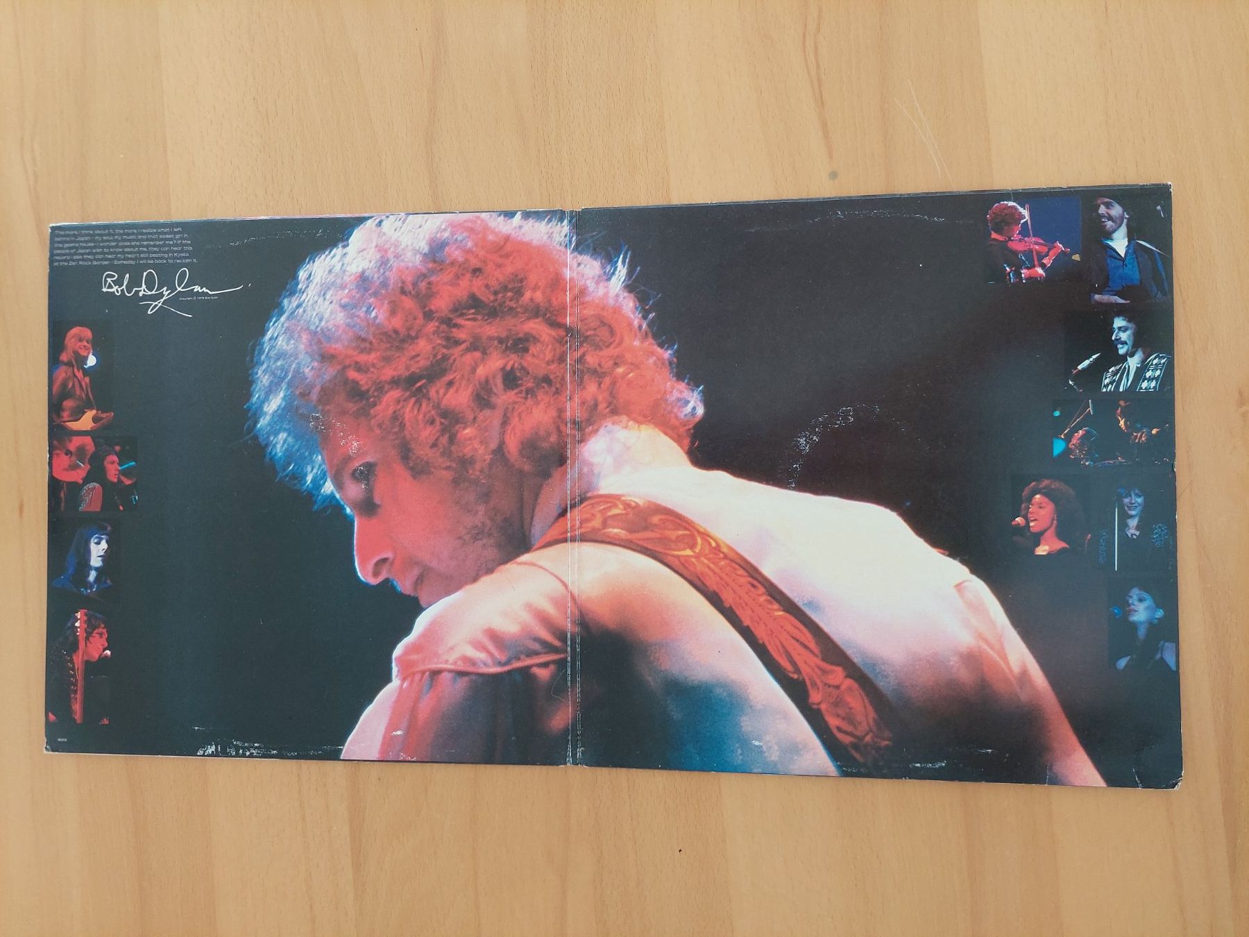 Dischi in vinile: Bob Dylan At Budokan 2 LP Set mit Poster Bookle – Usato da St.Gallen venduto da Tamal0204 2