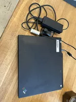 IBM Lenovo ThinkPad T60 Laptop schwarz mit Netzteil